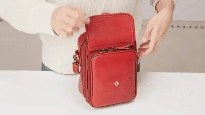 Naya™ Small Crossbody Bag 2.0L – Smart Design Meets Everyday Function